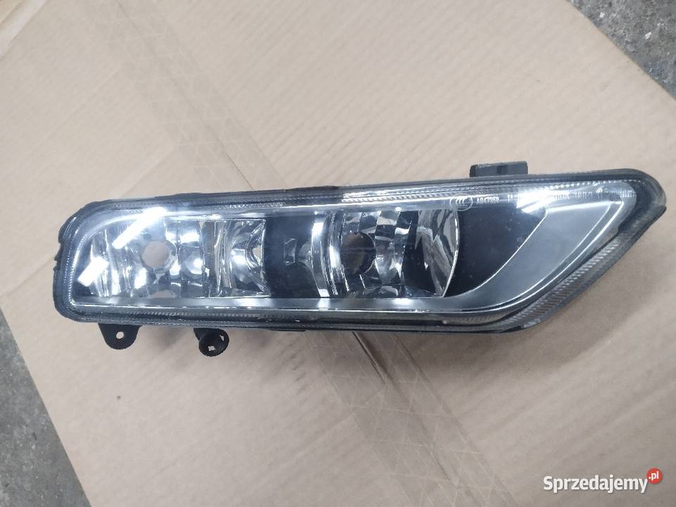 Lampa halogen VW passat B7 sprzedam