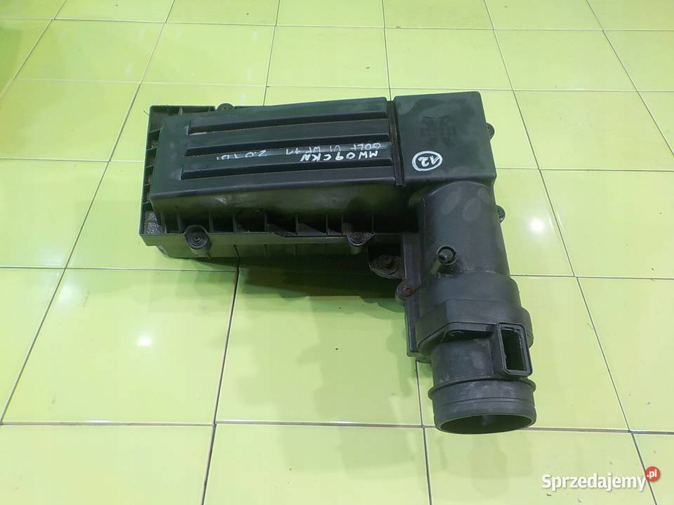 VW GOLF VI 09r 20 TDI AUT HB 5D obudowa filtra