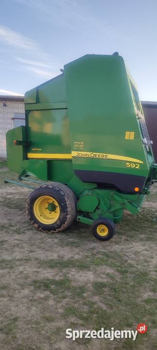 Prasy John Deere 592