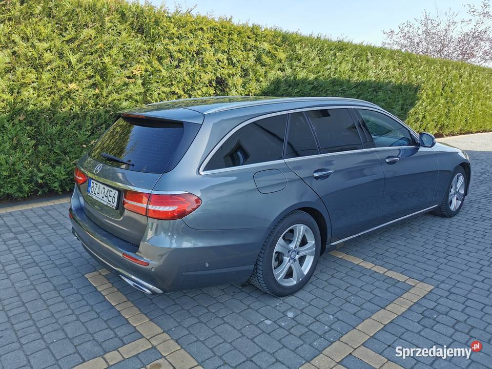 Mercedes E220 Szumowo