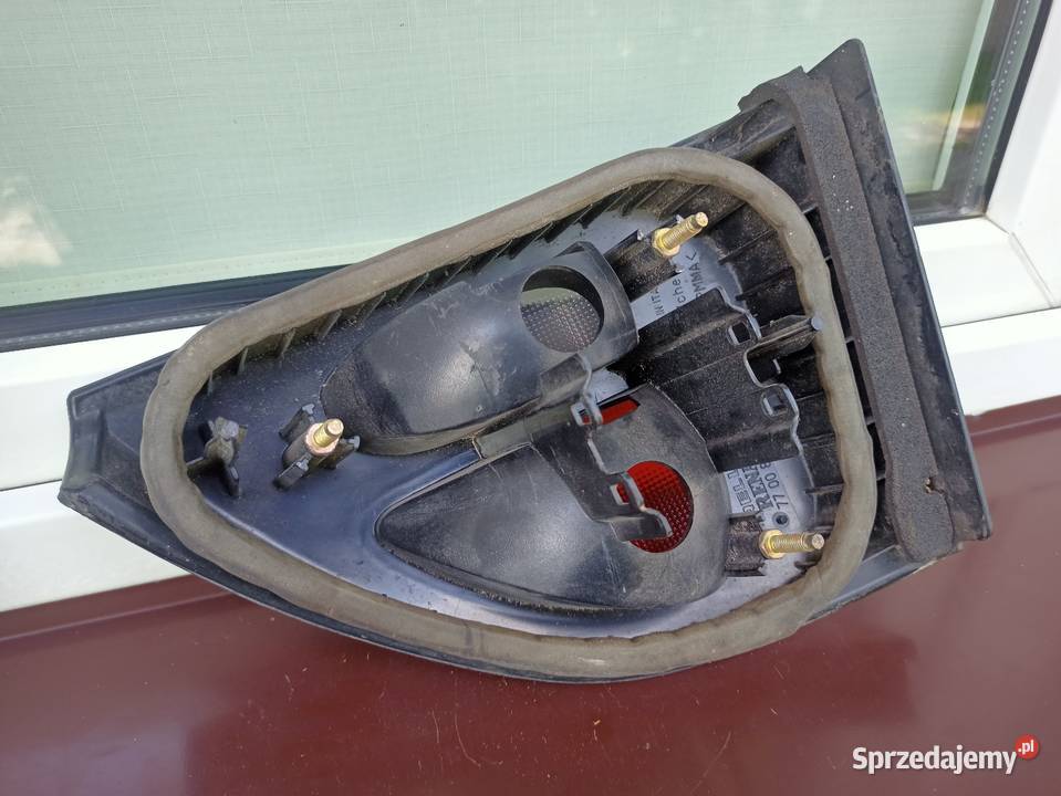 Renault Megane I 1 sedan lampa tył tylna lewa w