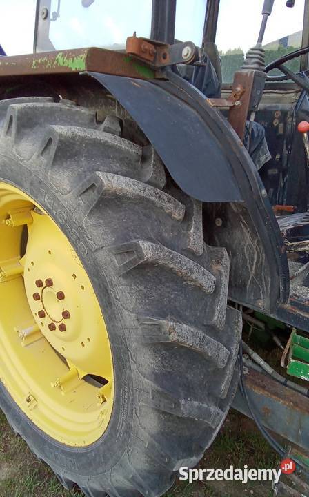 Sprzedam John Deere 2450 4x4 z ładowaczem Wiaderno