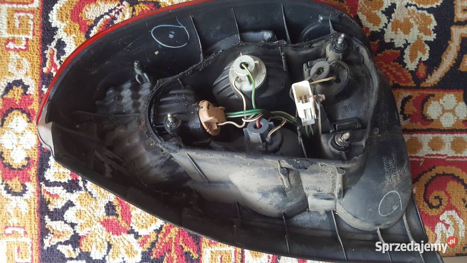 Lampa tyłna lewa zespolona Toyota Corolla Garwolin