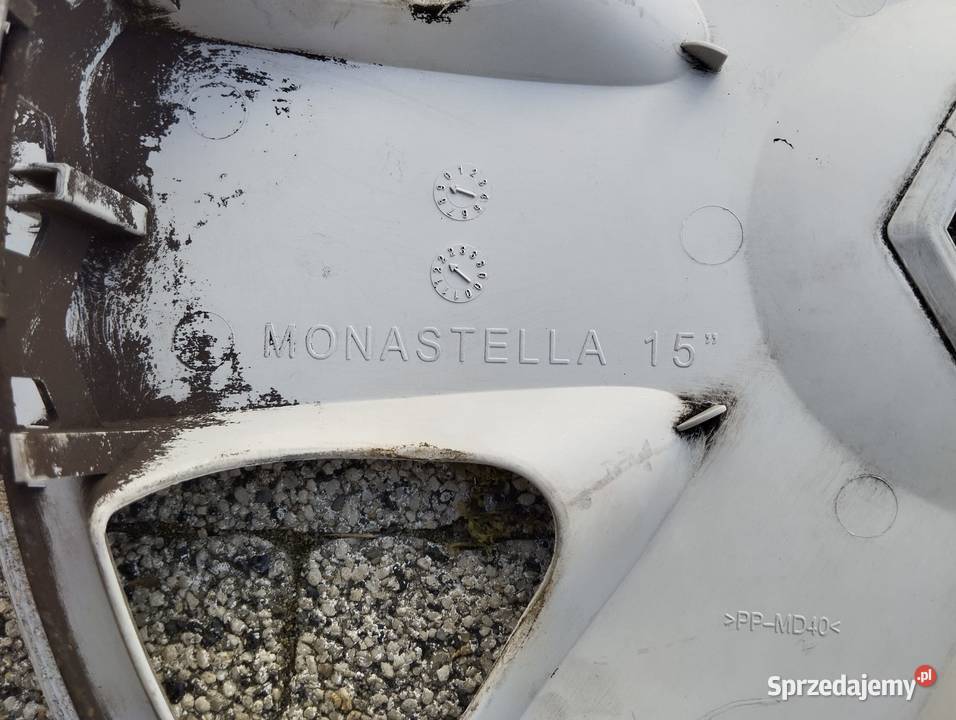 Kołpak Renault 15 Monastella 8200313607 sztukę Motoryzacja Kamieniec