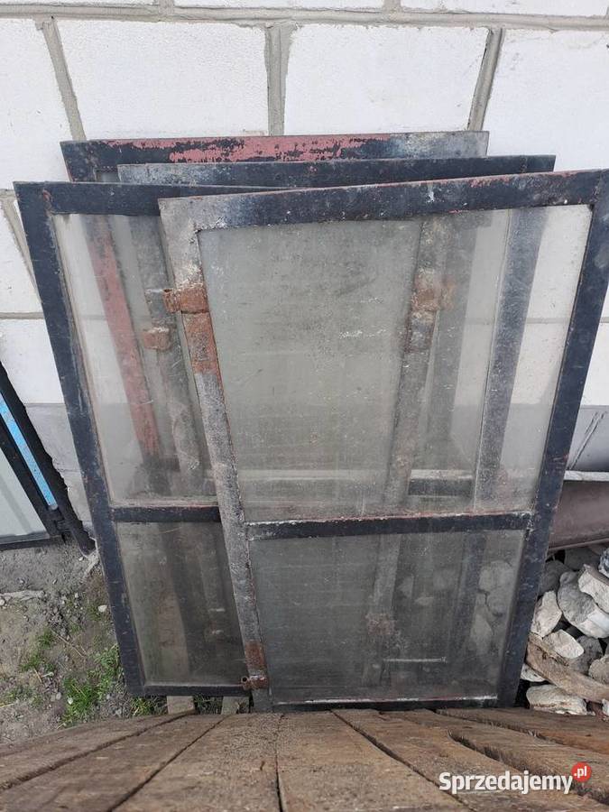 Okna gospodarcze stalowe 62x118