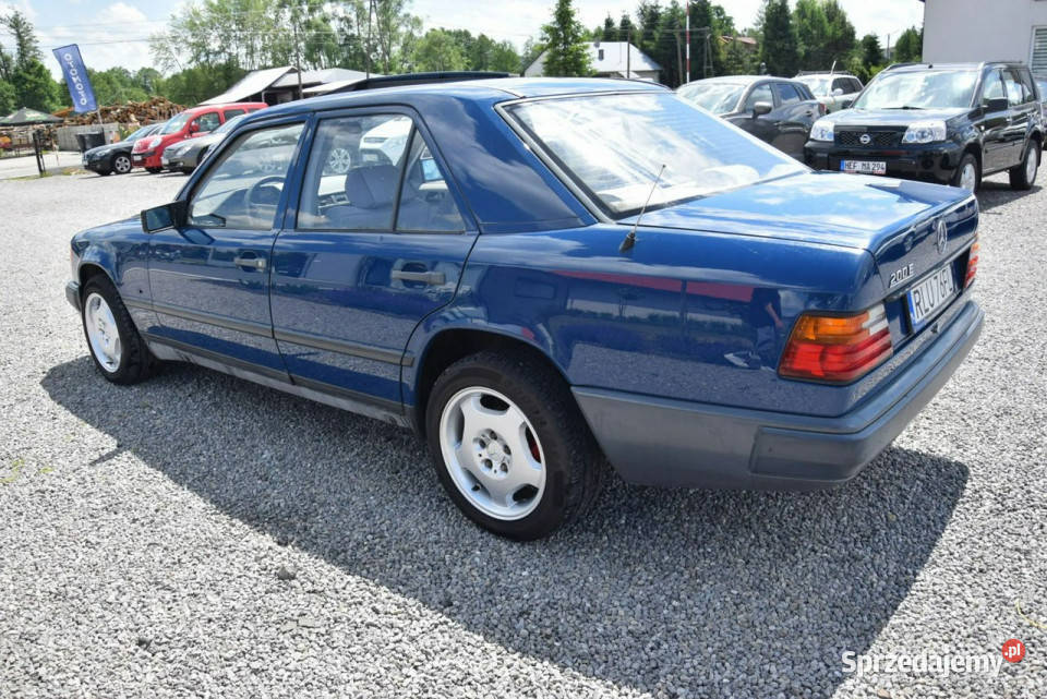 Mercedes W124 20B Klima Szyberdach Grzane Fotele manualna Majdan Sieniawski