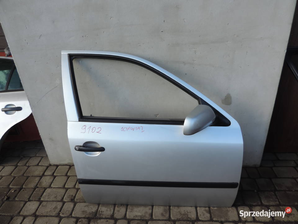 SKODA OCTAVIA I HB DRZWI PRAWY PRZÓD PRZEDNIE Nowy Sącz