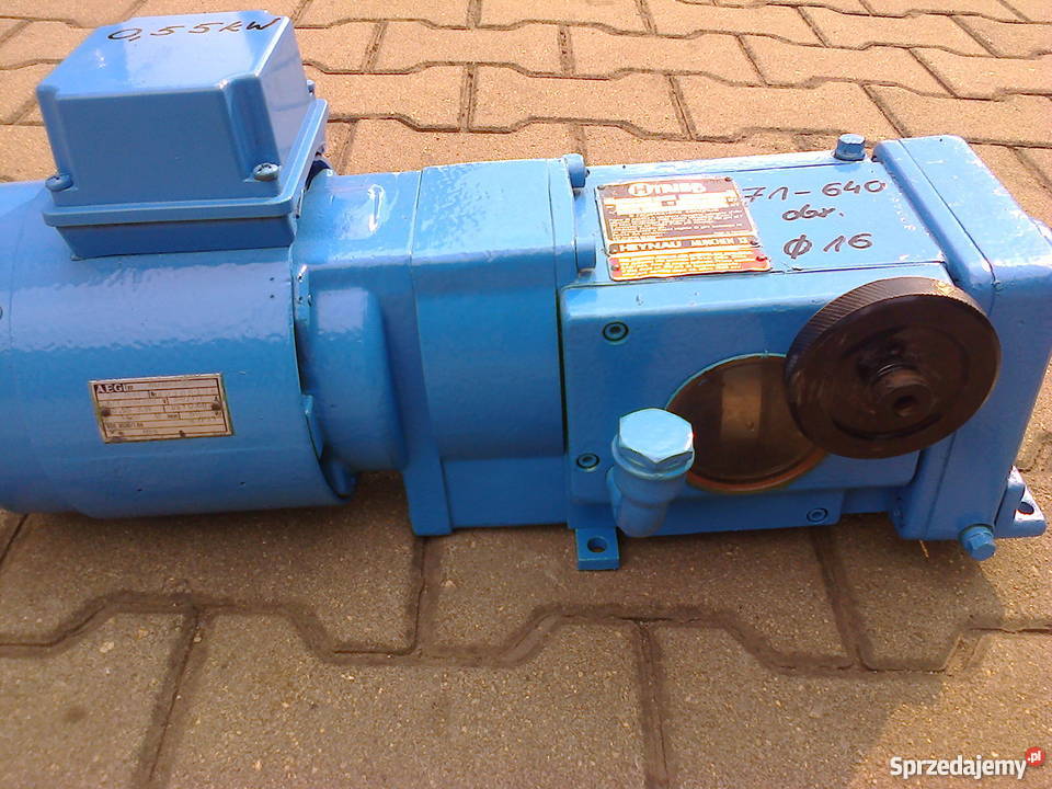 Motoreduktor 037 kW 24 obr 3faz Leszno