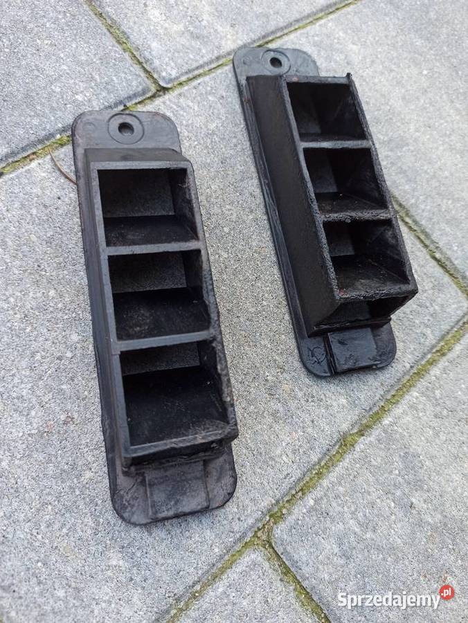 Kratki wlotu powietrza słupka B Fiat 126p Maluch Poznań sprzedam