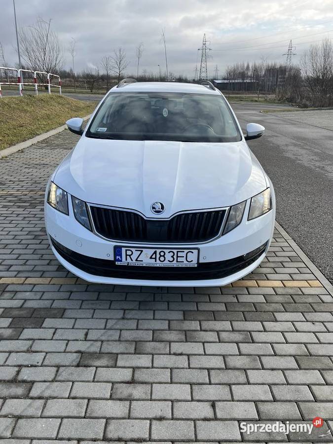koda OCTAVIA III KOMBI 15 TSI automat Rzeszów sprzedam