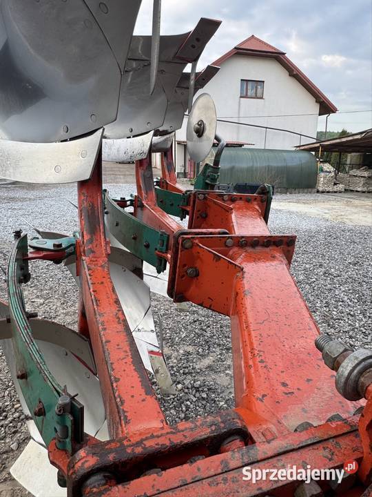 Plug kverneland 3 obrotowy Rzeczyca-Kolonia sprzedam