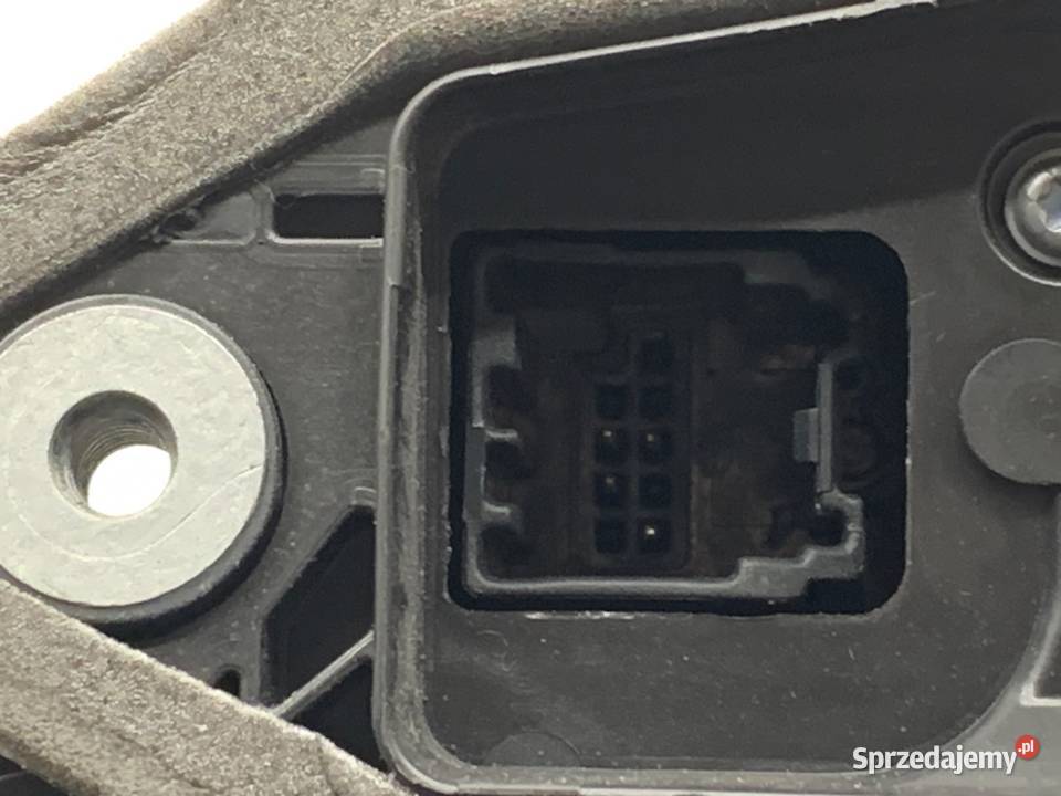 ZAMEK DRZWI PRAWY PRZÓD OPEL ASTRA K Hatchback sprzedam