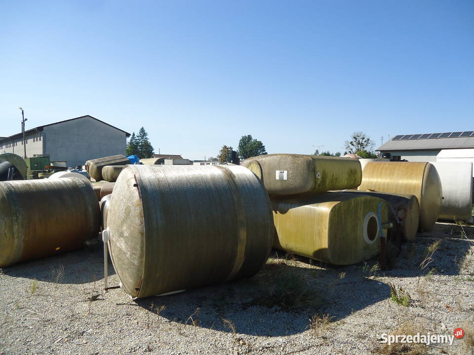 Zbiornik zbiorniki stalowe ocynkowane plastikowe Pozostałe Pludry