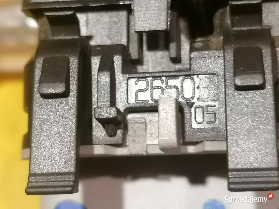 przełącznik szyb przód 26502 Renault Megane osobowe Piotrków Trybunalski