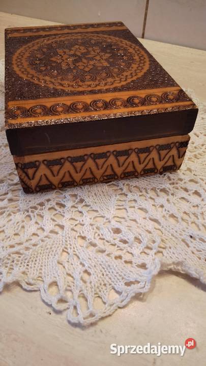 Szkatułka drewniana kujawsko-pomorskie Nakło nad Notecią