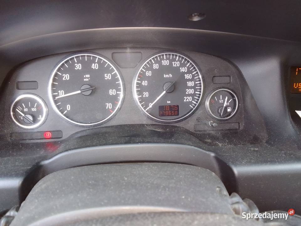 Sprzedam samochód Opel Zafira Mętów