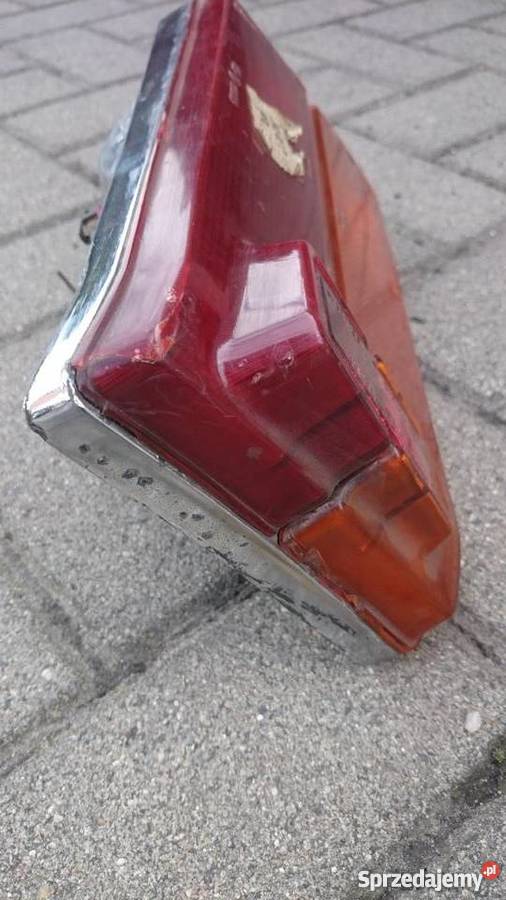 Lampa Lampy Fiat 125p prawa lewa wielkopolskie