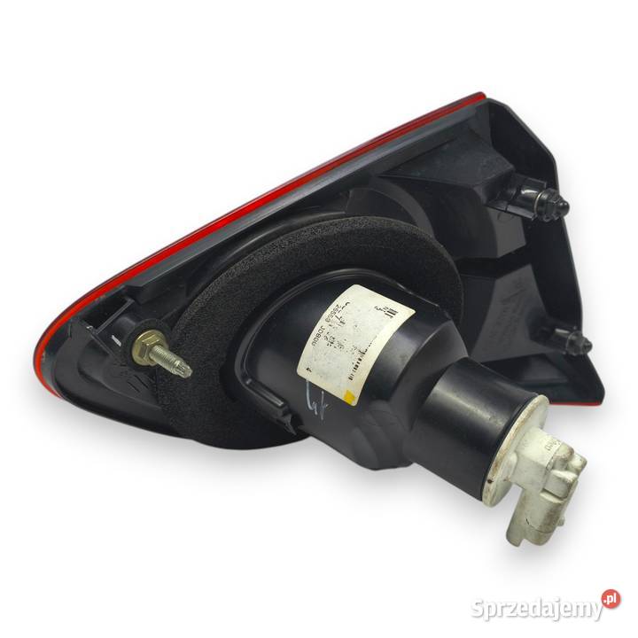 LAMPA PRAWA Nissan Qashqai I 0613r tylna prawy lubelskie Chełm