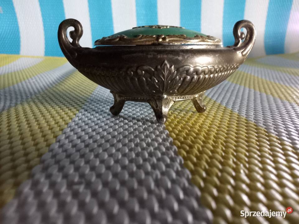 Pudełko sprzedam Borówno sprzedam