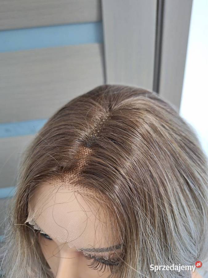 Peruka z koronką w platynowym blond ombre Malbork