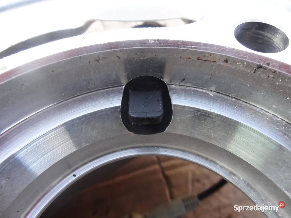 ZWROTNICA PRAWY TYŁ BMW G30 G31 6866334 6861802