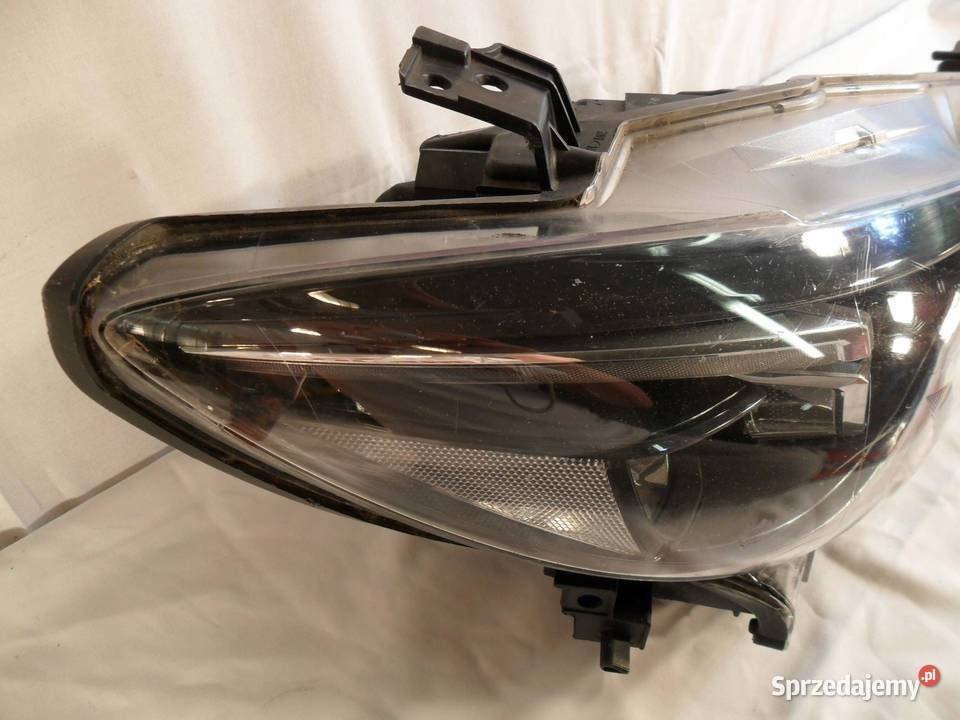 REFLEKTOR PRZÓD STRONA PRAWA MAZDA 6 Nowy Tomyśl sprzedam