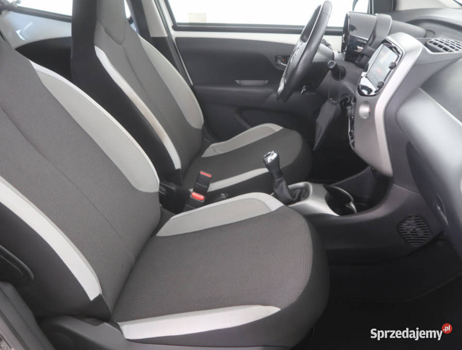 Toyota Aygo 10 VVTi dolnośląskie Bielany Wrocławskie