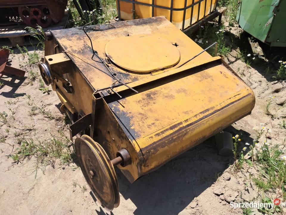 Podajnik pochyły gardziel Sampo 600650 Massey Radom sprzedam