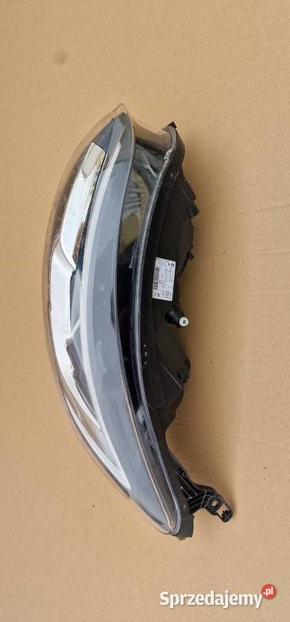 RENAULT KADJAR 1522 REFLEKTOR LAMPA LEWA LED Bieleń