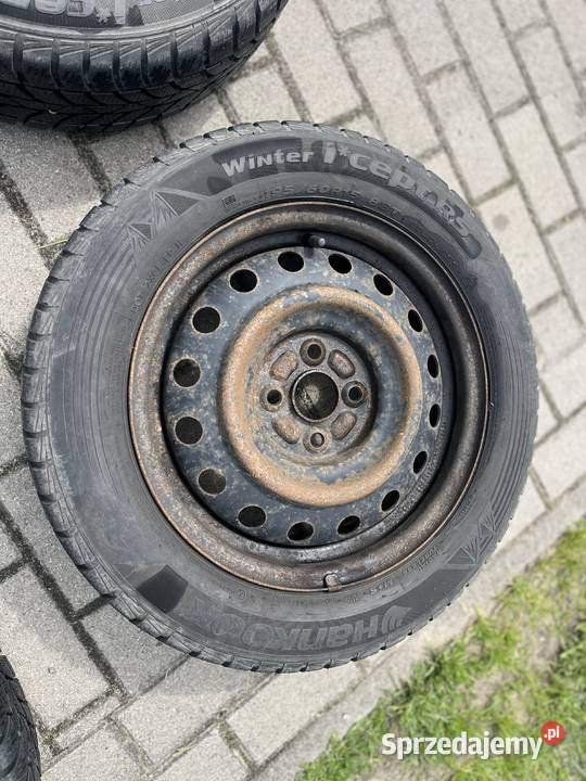 Komplet kół zimowych R15 Corolla E12 Koło