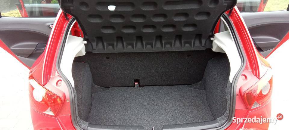 Seat Ibiza 09r 12benzyna 108t czerwony nieuszkodzony pomorskie sprzedam