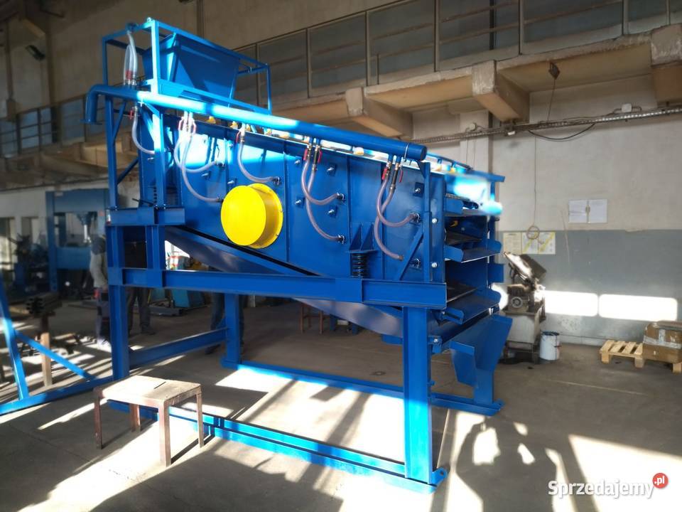 Przesiewacz wibracyjny trzy pokładowy PWK 09303 Zabrze