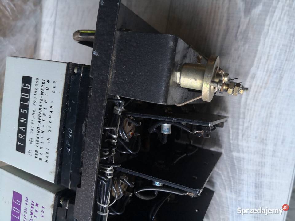 Zabytkowe urządzenie elektroniczne VEB mazowieckie Radom