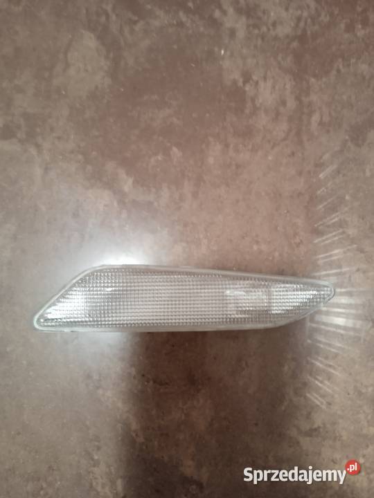 Lampa kierunkowskazu prawa alfa 156 Żelazków