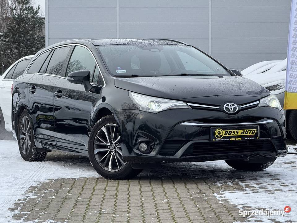Toyota Avensis 2017 mazowieckie Warszawa