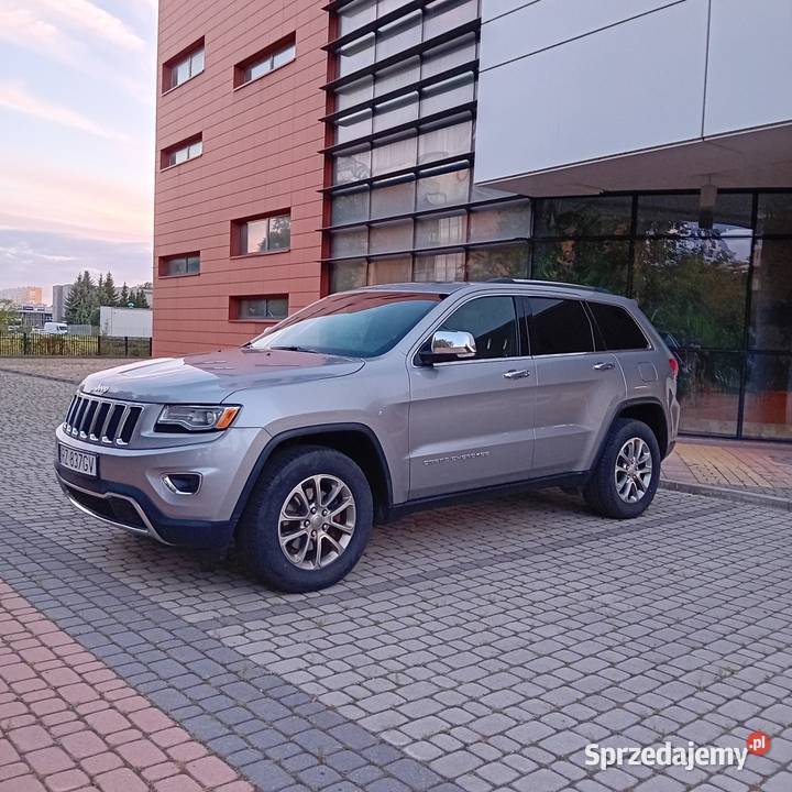 Jeep Grand Cherokee WK2 36 LIFT BEZWYPADKOWY asystent parkowania Rzeszów