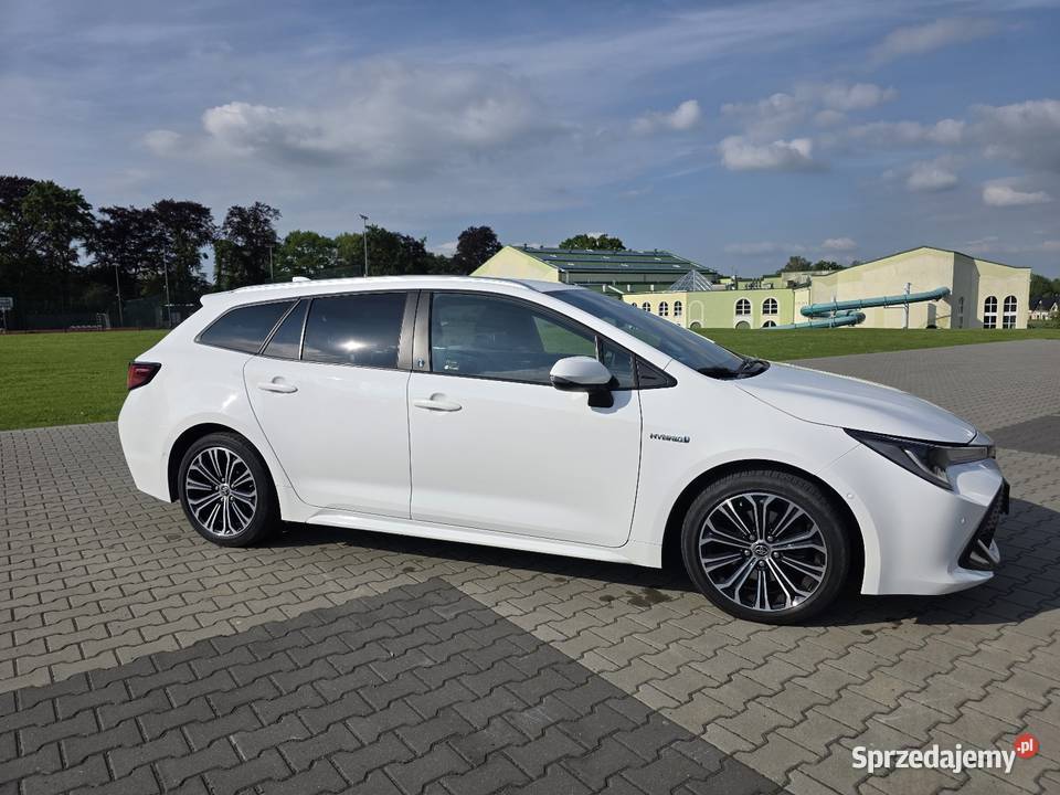 Toyota Corolla Hybryda 20 garażowany Łańcut