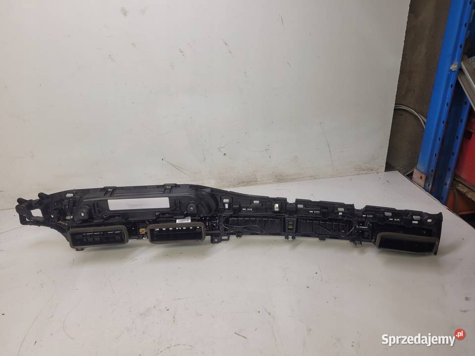 KRATKA NAWIEWU KONSOLI AUDI A4 B9 8W1820902D osobowe Kratki nawiewu Przystajń sprzedam