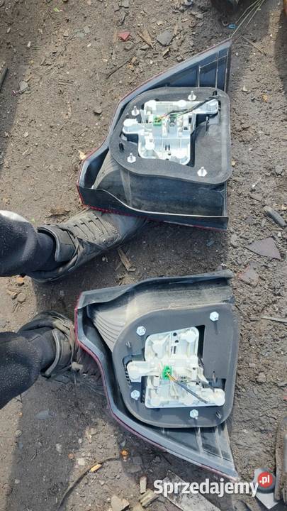 Lampa lewa prawa tył tylna Volvo s40 II Książ Wielkopolski