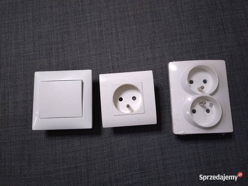 Kontakty elektryczne Gniazda sprzedam