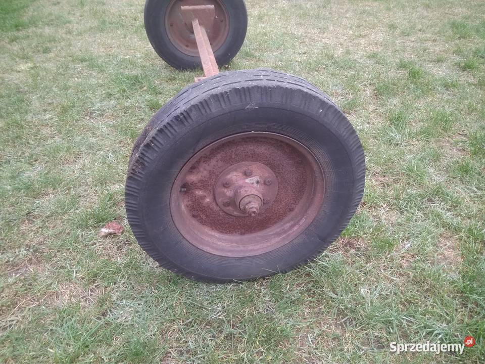 Oś z kołami Sieradz