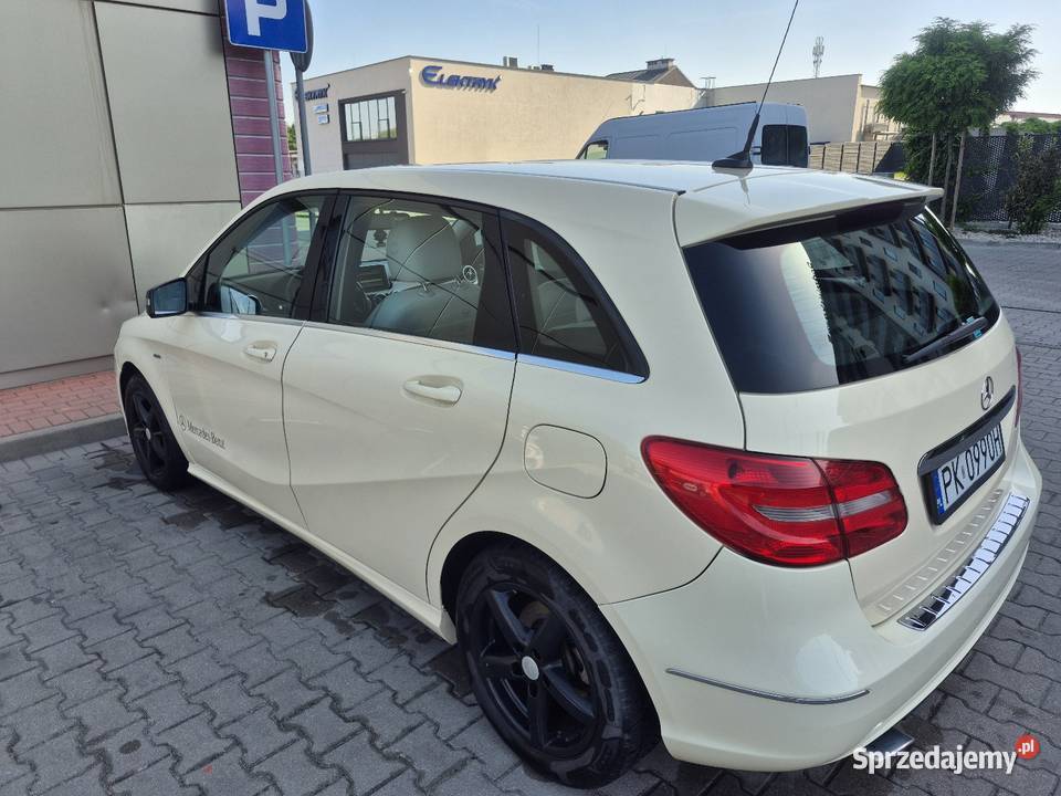 Mercedes klasaB w246 światła do jazdy dziennej Kalisz