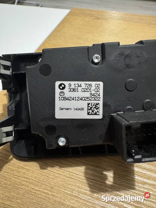 Przełącznik BMW X5e70 2010 913472602 Rok produkcji 2010 Tyczyn