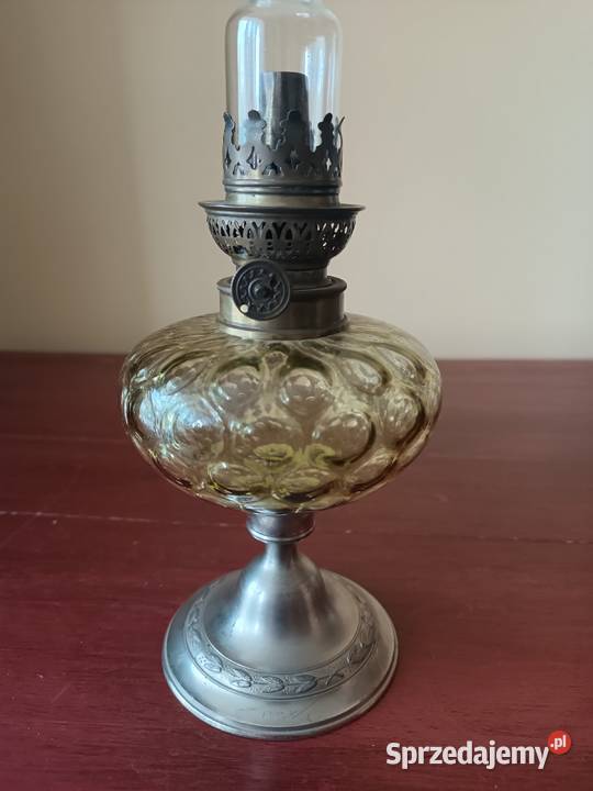 Stara lampa naftowa Budzyń