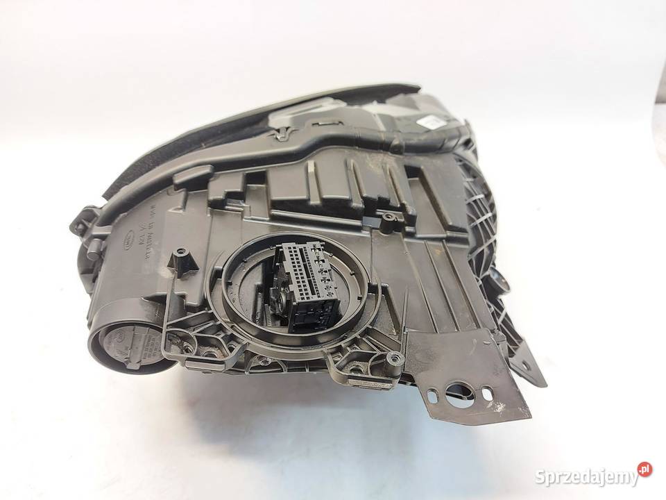 Porsche Taycan GTS 9J1 2023r Lampa reflektor sprzedam