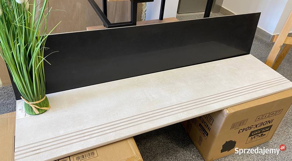 Gres schody stopnica 30x120 podstopnica czarna