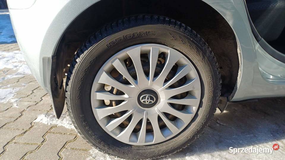 Toyota Yaris 13 vvti 2010 Ignacew Folwarczny sprzedam