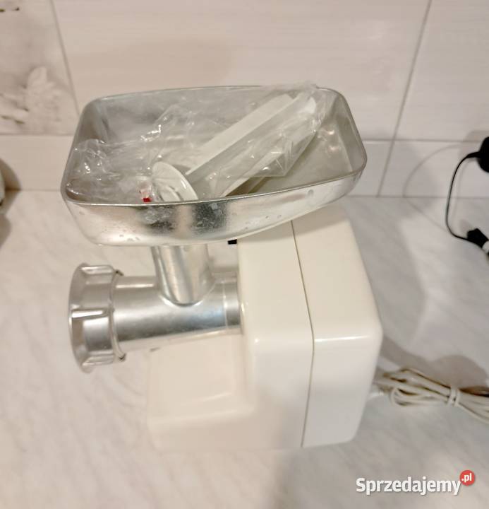 Mocna elektryczna maszynka do mięsa Predom