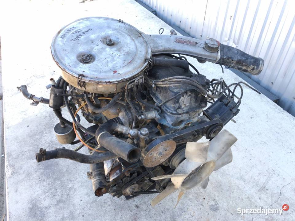 SILNIK NISSAN 24 101 Z24i 8696 TERRANO I osobowe podkarpackie