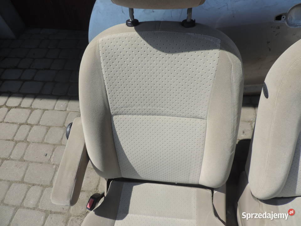 FOTELE KANAPA KOMPLET FORD FOCUS MK1 HB 5D Nowy Sącz sprzedam